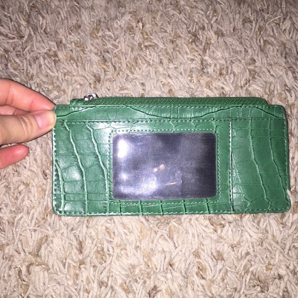 Small wallet/card/cash holder